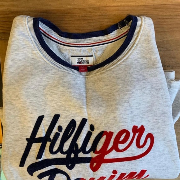 Tommy Hilfiger sweat-shirt - Picture 2 of 2